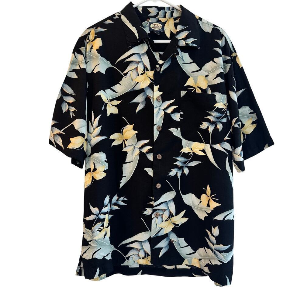 Vintage Tommy Bahama Floral Hawaiian Button Up Men’s Shirt Rayon Size Medium